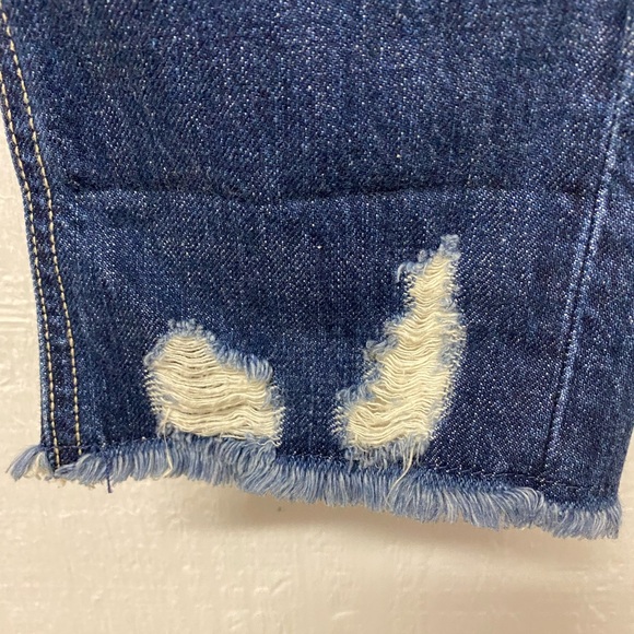 BRAND NEW KANCAN WOMEN'S RELAXED FIT BLUE JEANS, DISTRESSED, HIGH RISE,SIZE 9/28 - Picture 10 of 16